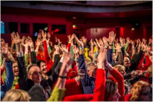 Agence conférencier BRISE GLACE POUR CONVENTION