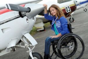 Agence conférencier PERFORMANCE Dorine Bourneton Pilote voltige tétraplégique