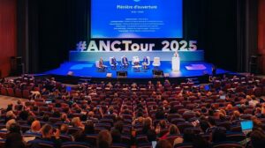 gences conférenciers ANIMATION SÉMINAIRES CONVENTIONS Pierre Chavanne Journaliste animateur bilingue économie