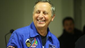 Agence de conférrenciers MANAGEMENT Michel Tognini Astronaute