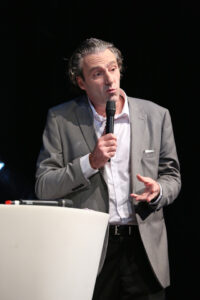 Laurent Mignard Agence conférencier CHANGEMENT Chef d'orchestre